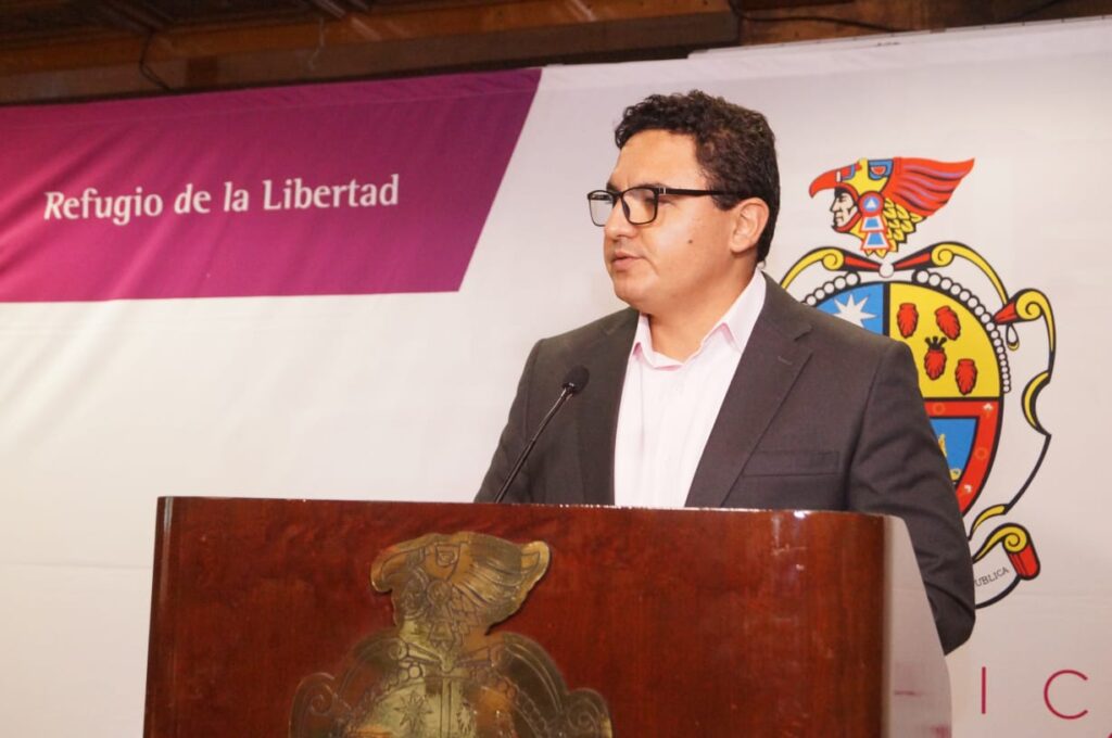 Santiago Gonzalez1