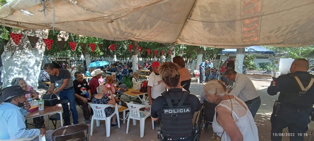 convivio con adultos mayores
