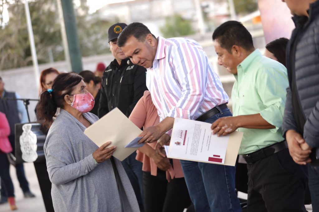 cruz-entregaa cartas posesion