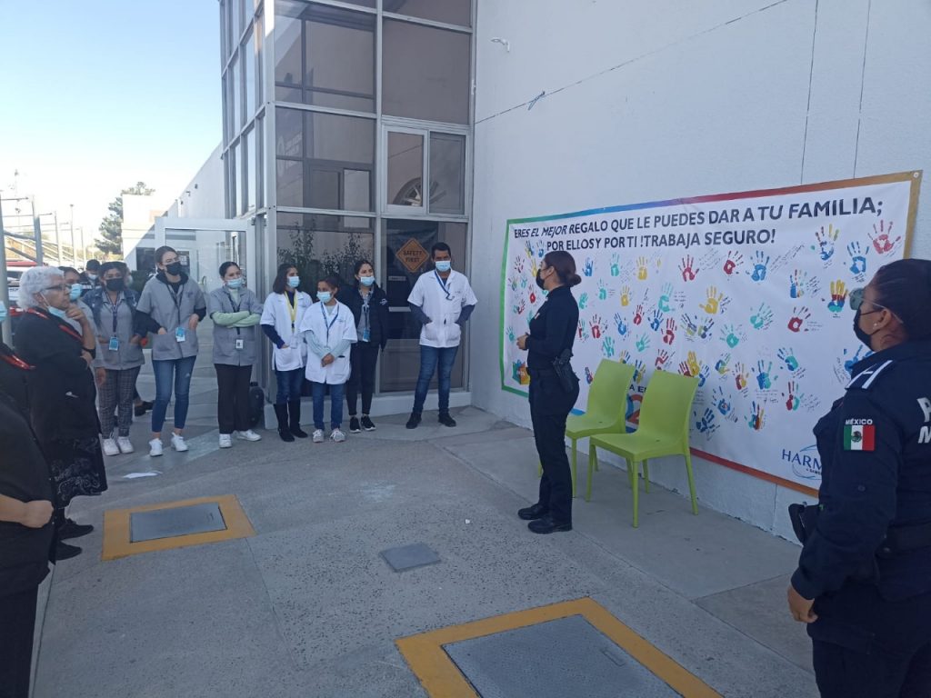 Csh Platica Lleva SSPM plática preventiva a empresa maquiladora ¨Harman ...