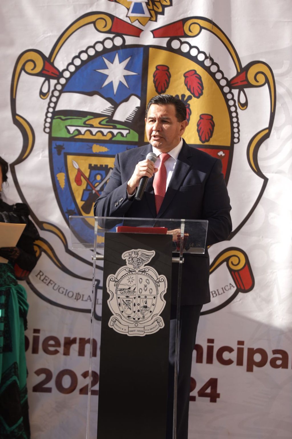 Cruz aniversario Juárez
