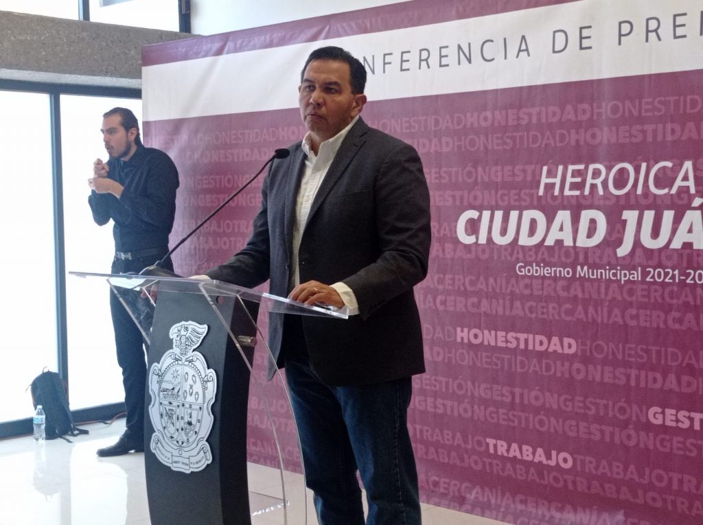 Cruz en Conferencia 01