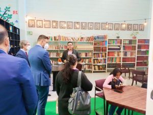 Diplomaticos EU en lbergue