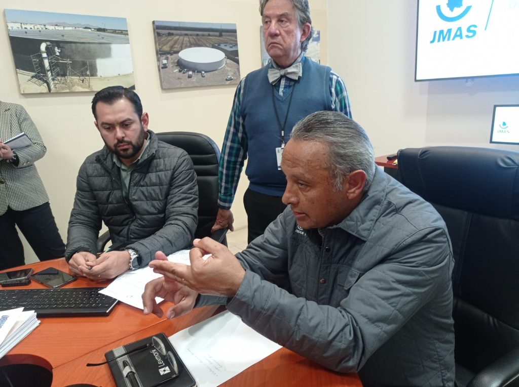 Sergio Nevarez contra fifis