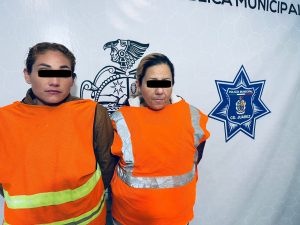 mujeres con arma