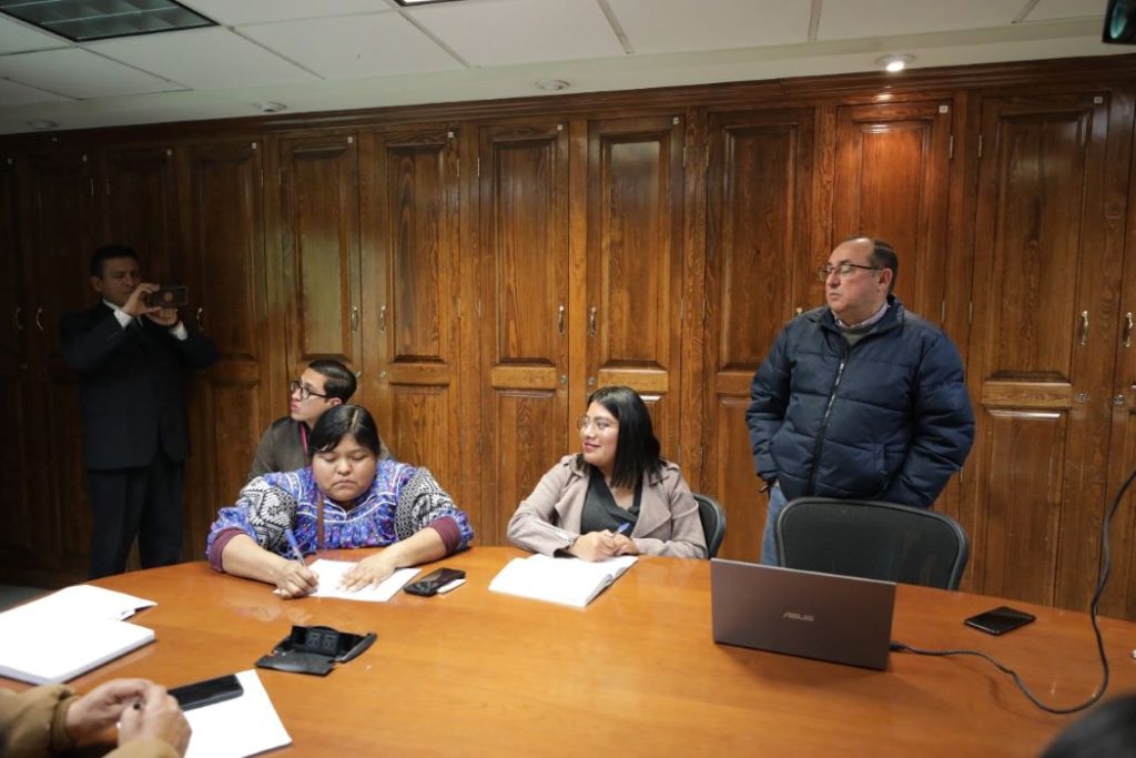 analizan proyecto etnias