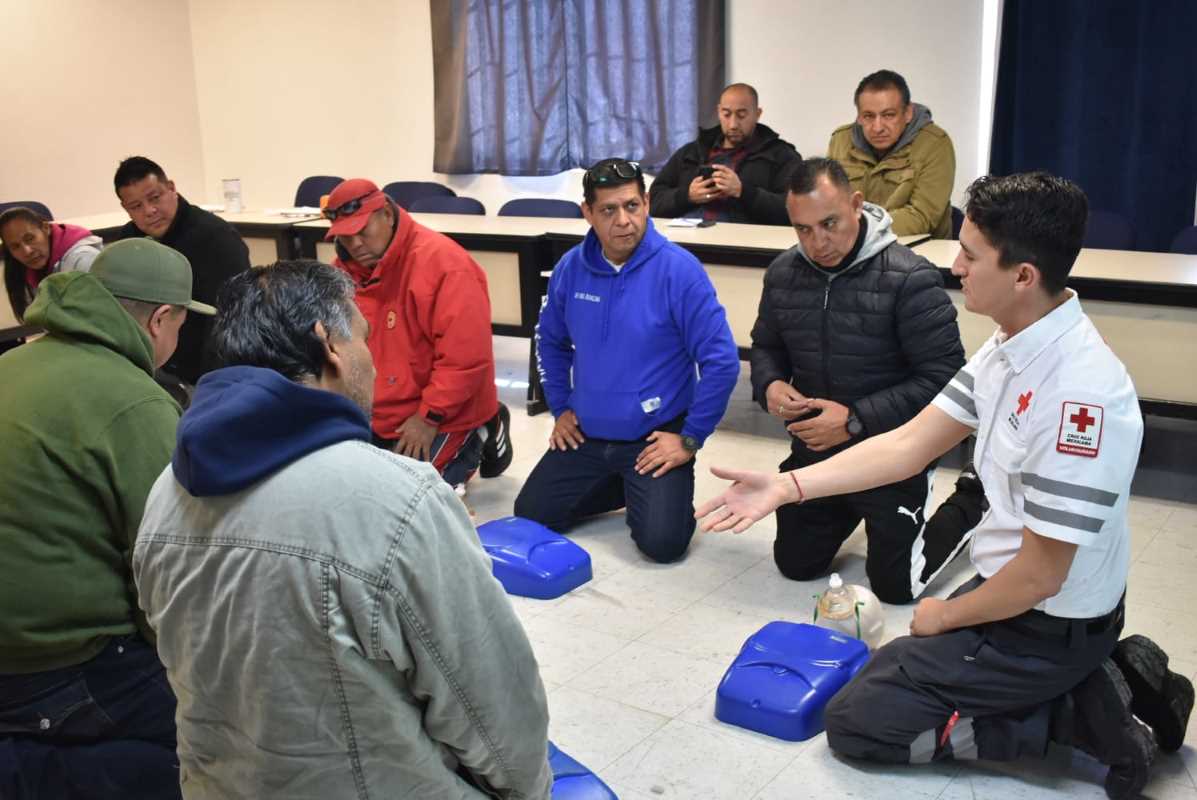 Certifican en primeros auxilios a personal de SEECH en Ciudad Juárez ...