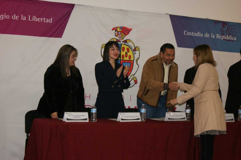 cruz-entregaconstancias