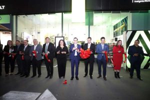 inauguran renault