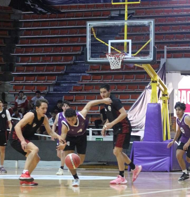 basquetbolistas al nacional