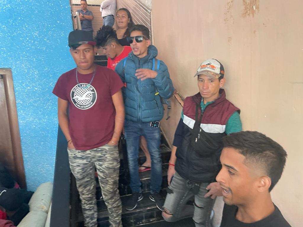 desalojan migrantes1