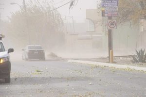 viento y polvo