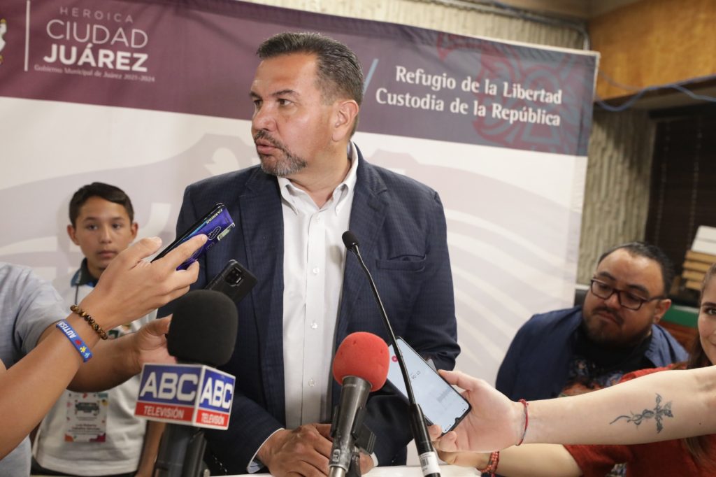 Cruz en rueda 04mayo