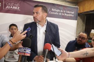 Cruz en rueda 04mayo