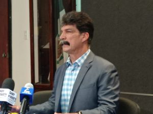 Rogelio Ramos PISA Y CORRE