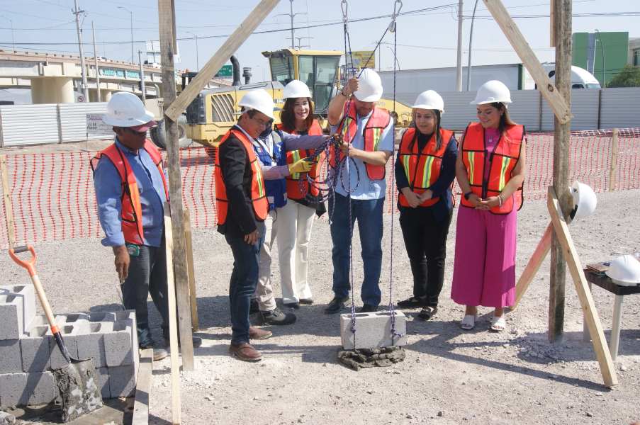 cruz-primera piedra walmart
