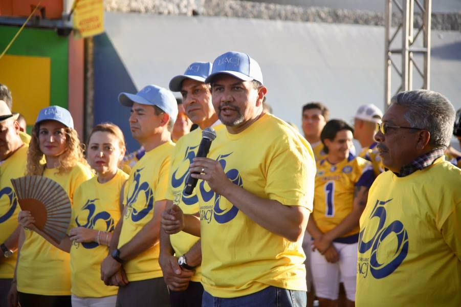 cruz-mega feria uacj