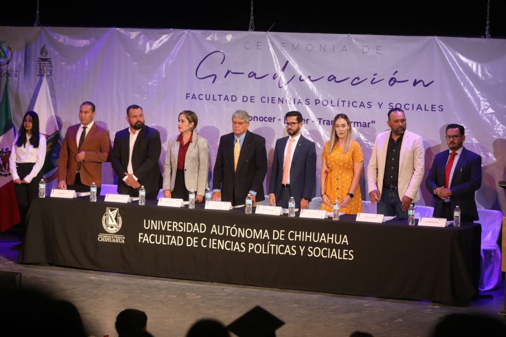 graduacion uach 2023
