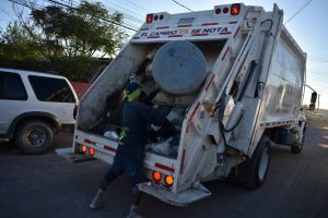 nvo camion recolectando