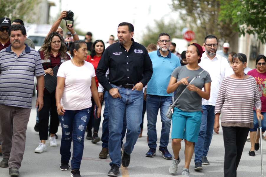 entrega cruz calles pavimentadas