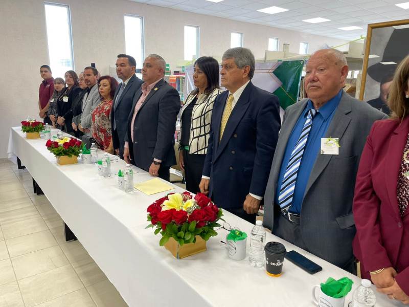 cruz-inaugura escuela