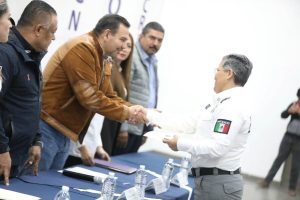 cruz-reconocimiento a policias curso
