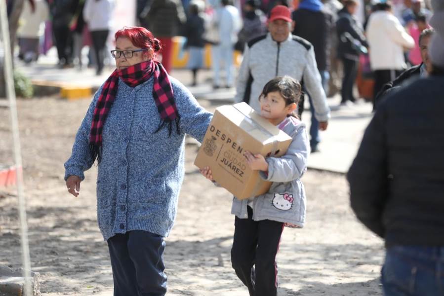 entregaron despensas en cruzada