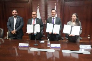 Uach-firma convenio