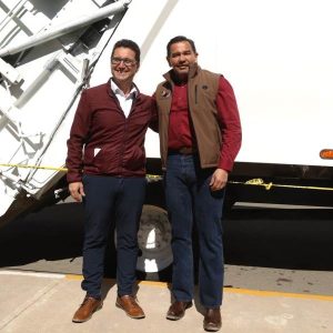cruz-dona camion y carro