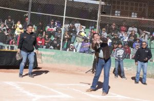 cruz-inauguracion softbol