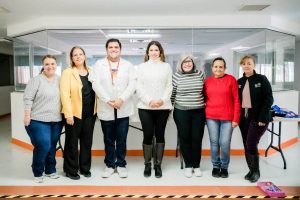 donan juguetes a albergue