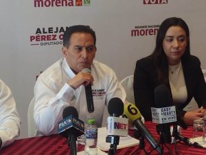 alejandro-equipo de campaña1