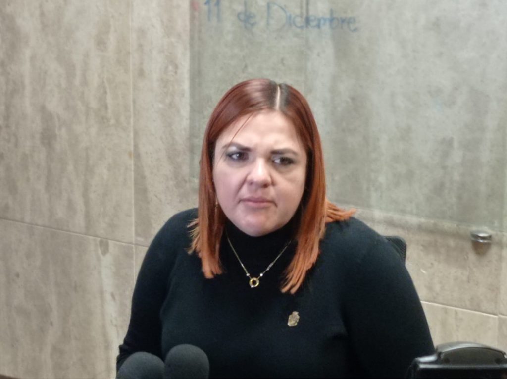 Antonieta Mendoza 01abr1
