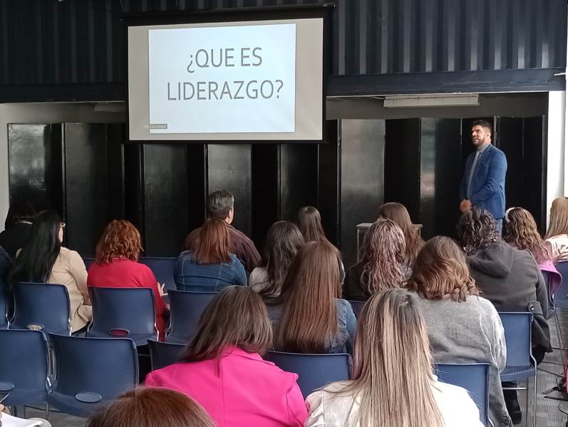capacitacion lideres educativos