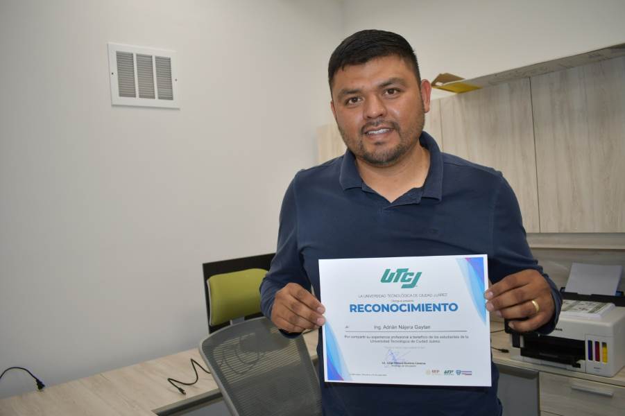 Adrian Najera-emprendedor