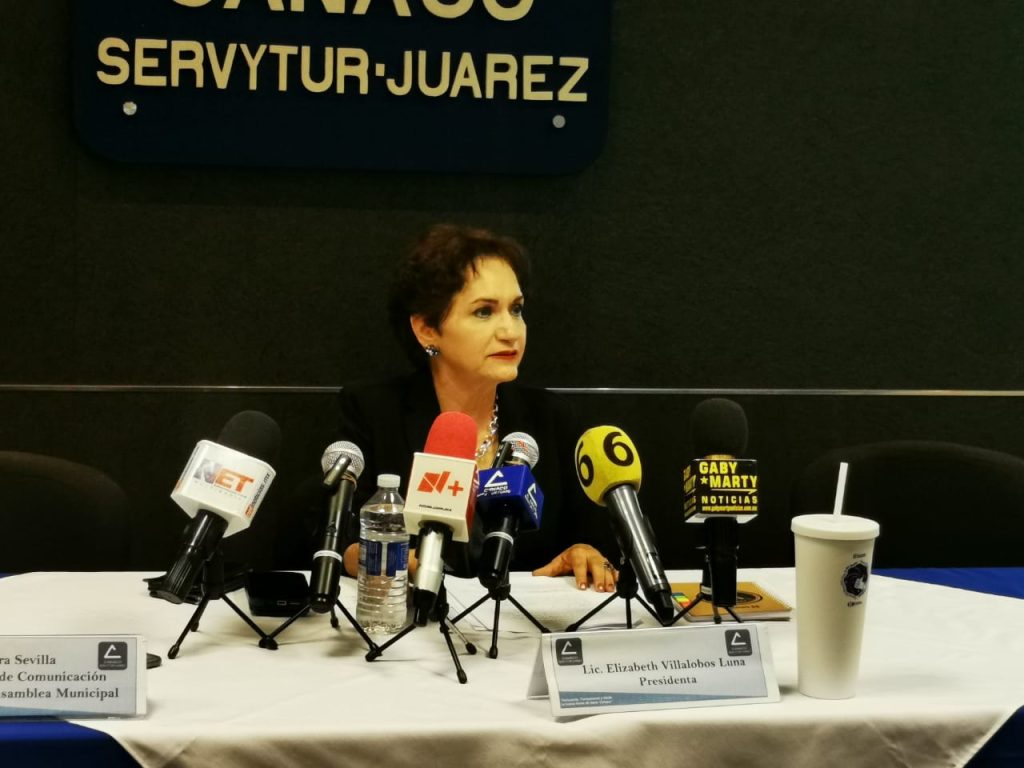 Elizabeth Villalobos 23may1