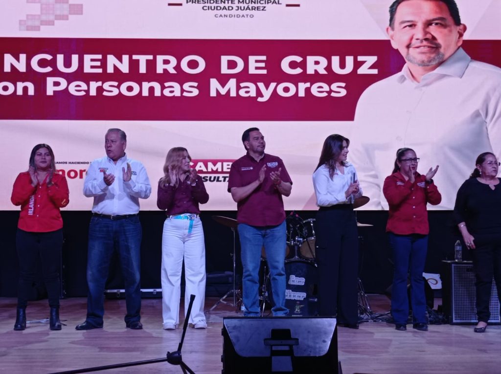 cruz evento adultos mayores