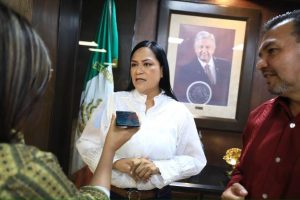 Ariadna Montiel-visita