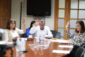 evaluan apoyos escuelas