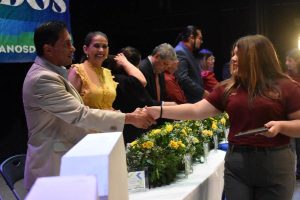 Arturo Rivera-graduacion 11jul