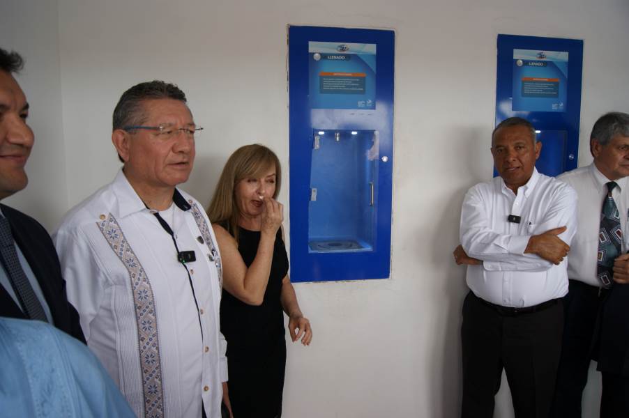 dispensario agua purificada