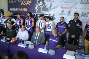 Aguilas Uach1