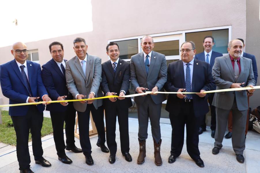 inauguracion centro veterinaria
