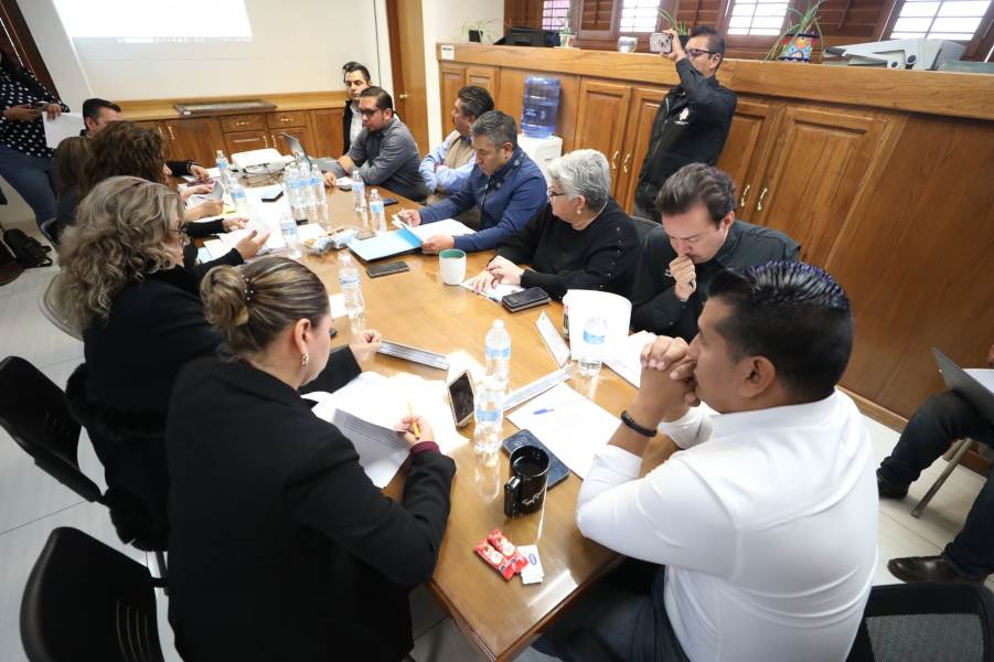regidores y diputada-sancionesa abusones