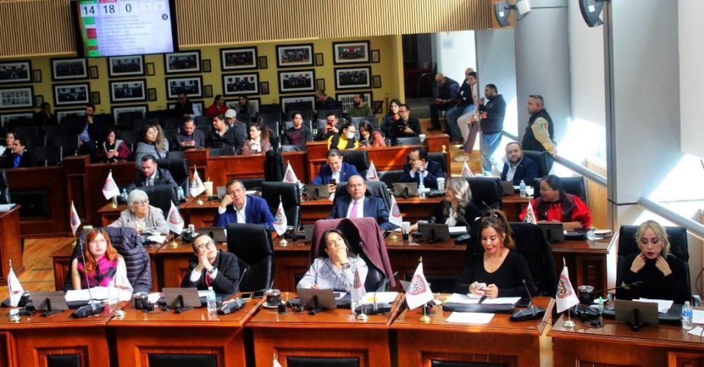 Morena-congreso estsado