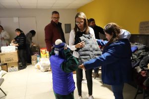 UACJ-regalos a migrantes1