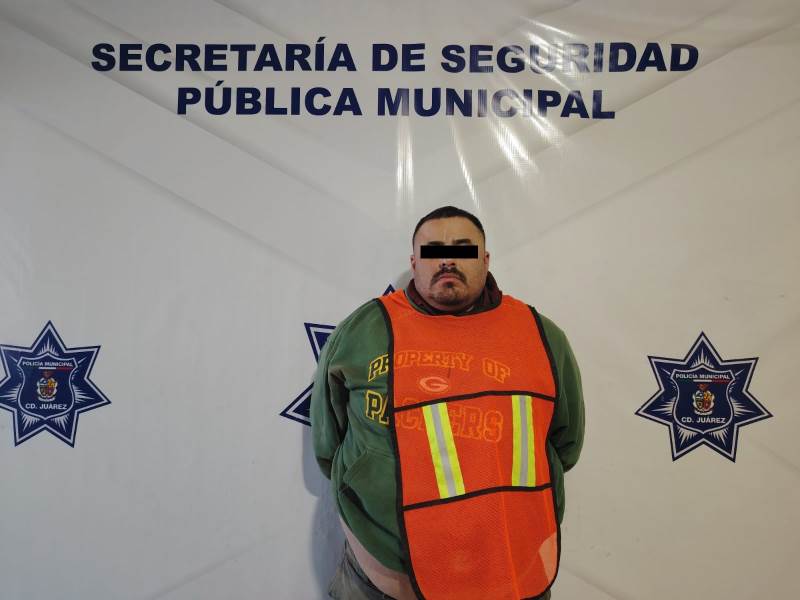 detenido con arma afuera de hosp