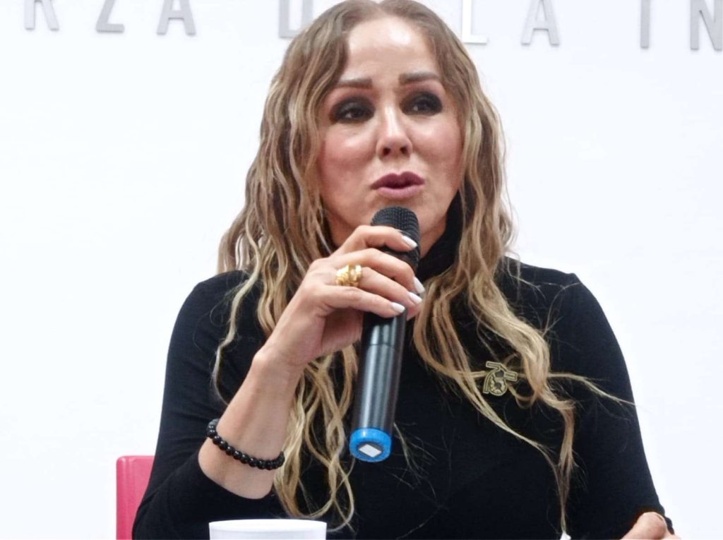 Isela Molina 26feb21