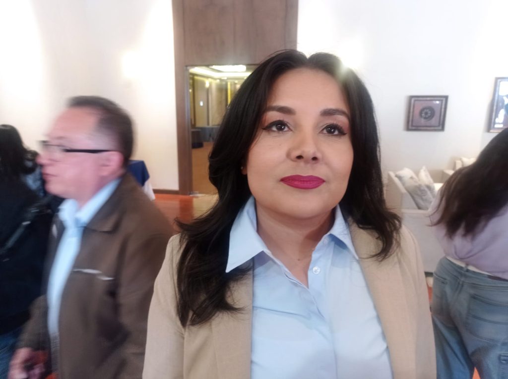 Mayra Chavez 27feb