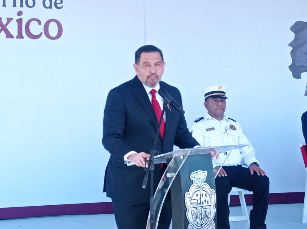 cruz dia bandera 11
